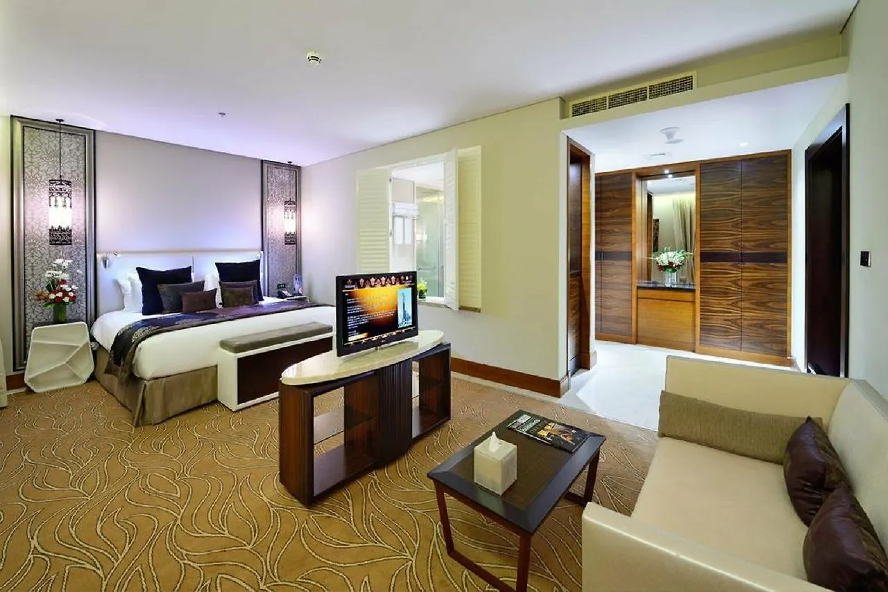 The Tower Plaza Hotel Dubai 5*,  Forenede Arabiske Emirater